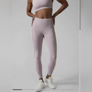 NWT Athleta Ultimate Stash Ignite 7/8 Leggings